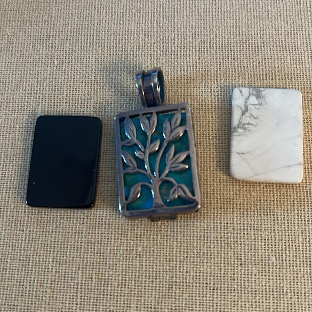 S1957 Silpada Interchangeable Changing Pendant In… - image 1